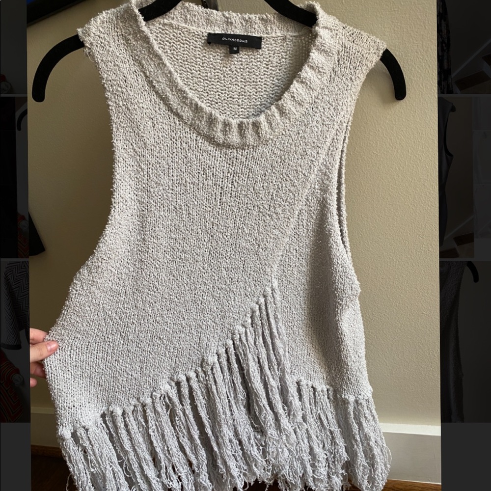 Oliviaceous light blue knit top
